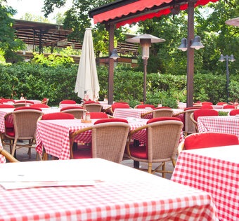 Berlin Zehlendorf Terrasse des BLOCK HOUSE Restaurants Zehlendorf in Berlin